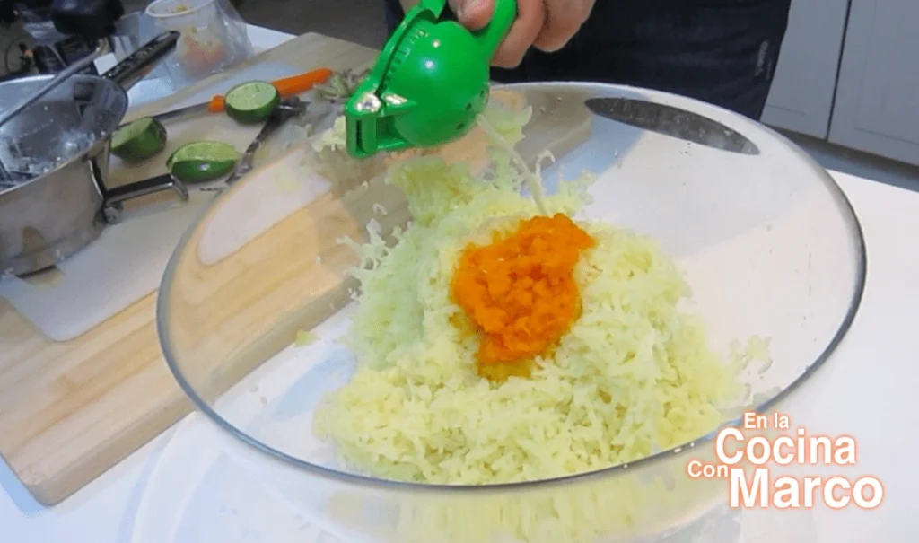 pasar pure y pasta de aji amarillo con limón