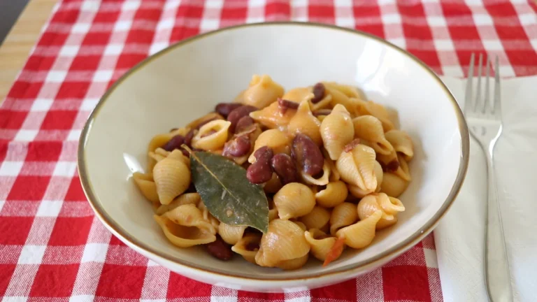 pasta con frijoles