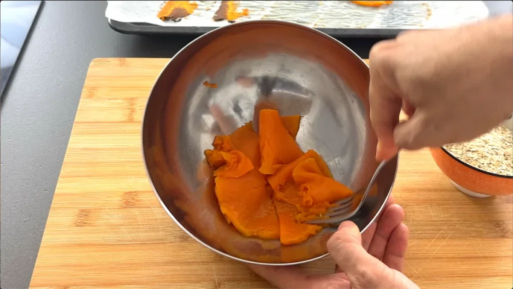 Reducimos en pure la calabaza horneada